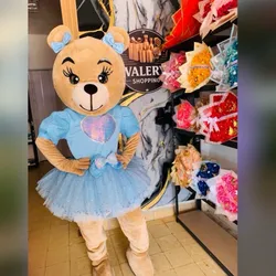 Osita Aurora con traje azul