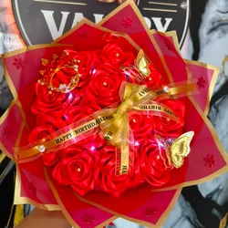 Ramo de rosas eternas en rojo
