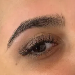 Depilación de cejas 