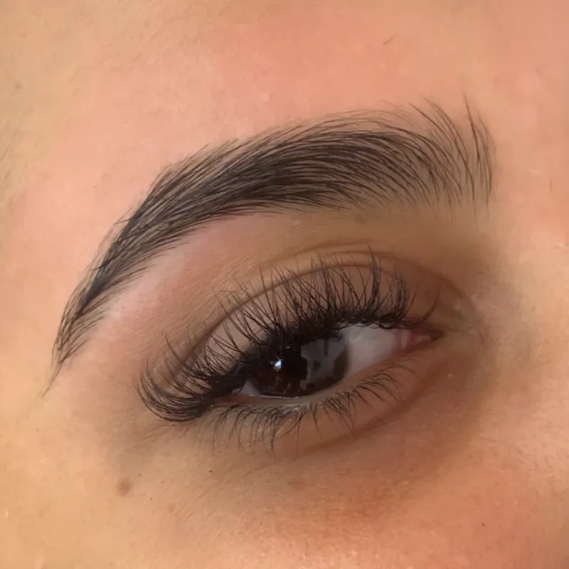 Depilación de cejas 