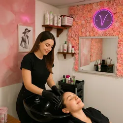 Lavado de cabello Plus 