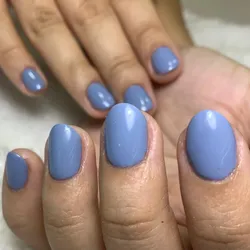 Manicura con acrílico en uña natural 