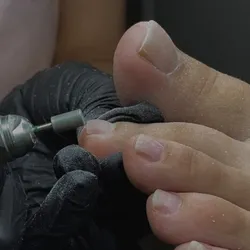 Pedicura SPA con rubber gel 