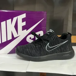 Nike variados
