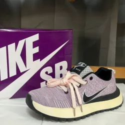 Nike variados