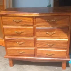 Comoda 8 gavetas
