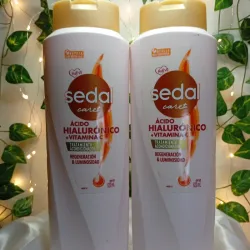 Acondicionador de ácido hialurónico y vitamina C