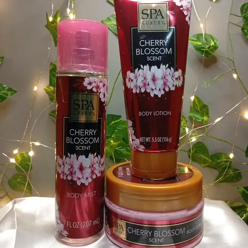 Conjunto de loción, colonia y exfoliante 