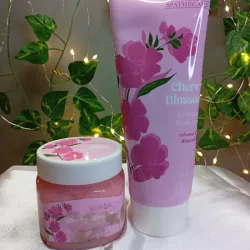 Exfoliante y bálsamo corporal para la ducha