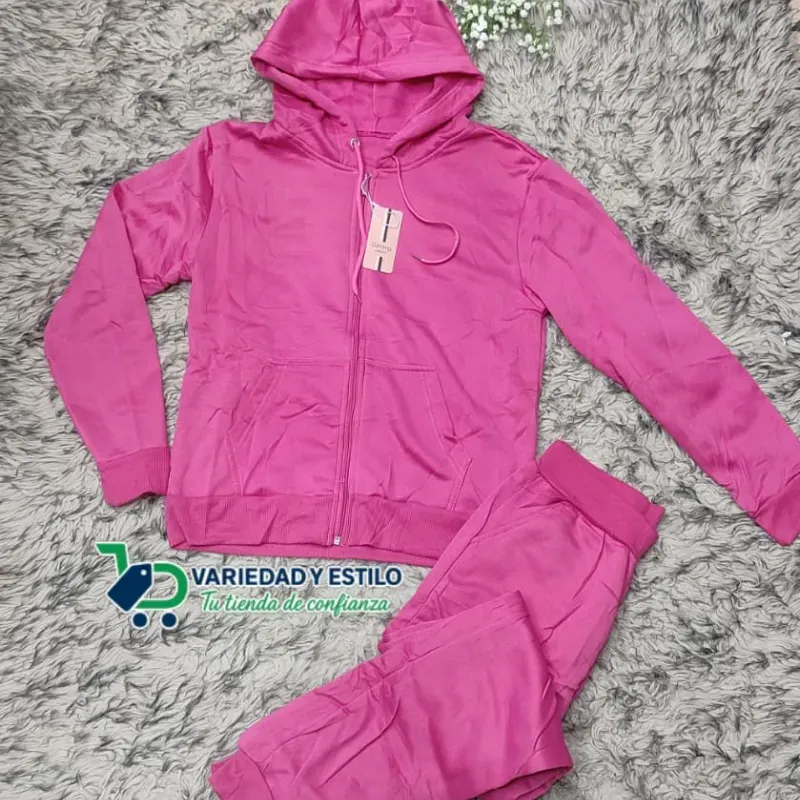 Conjunto deportivo de mujer 