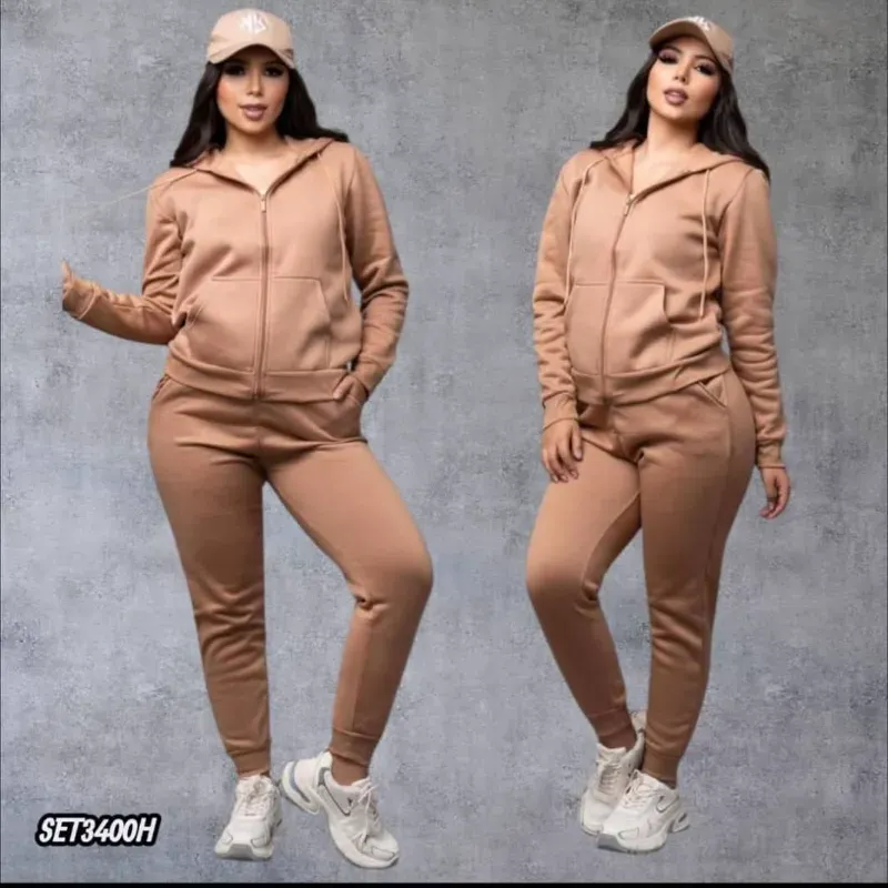 Conjunto deportivo de mujer 