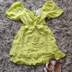 Vestido de volantes 