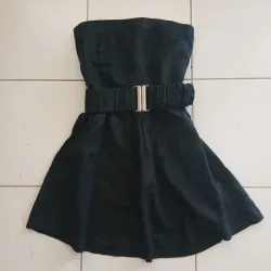Vestido negro corto