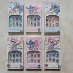 Uñas de niñas con diseño en 3D