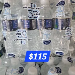 Agua mineral natural 