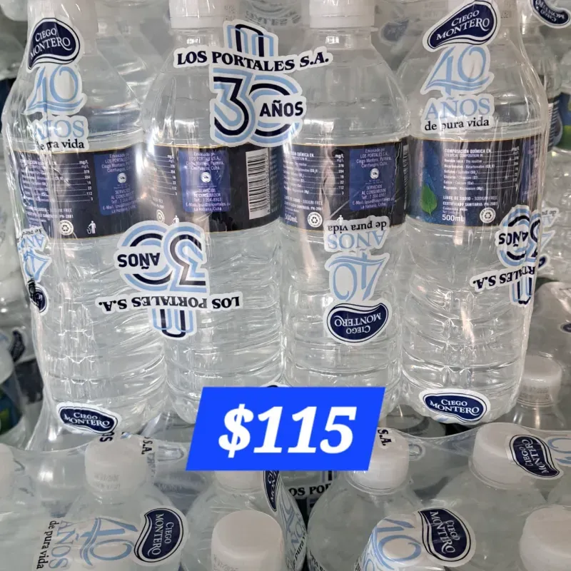 Agua mineral natural 