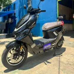 MOTO MAOX