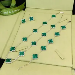 Conjunto Van Cleef 💚