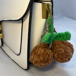 Llavero de cerezas 🍒 🤎