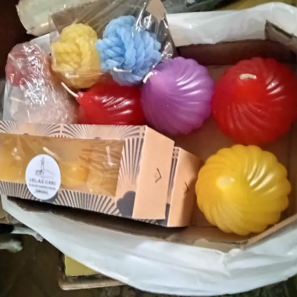 🕯️Tu Luz en nuestras manos 🕯️
🌹Tienda online 🌹🌹 Trabajamos por encargos y pedidos
🥰CONTAMOS CON TODOS LOS COLORES DISPONIBLES PARA REALIZAR SU PEDIDO A SU GUSTO 🥰