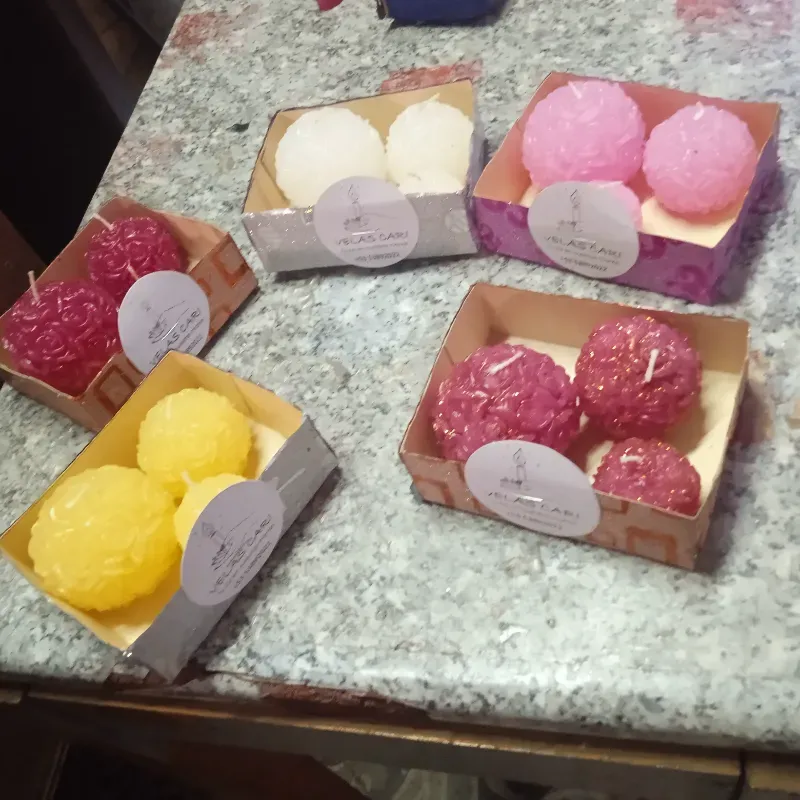 Juego de 3 esferas de rosas 