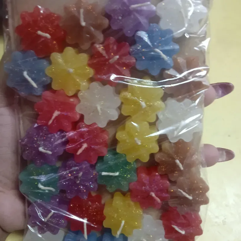Paquete de 30 velitas pequeñas de flores 