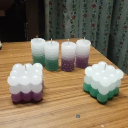 Velas cuadradas grandes de bolas 