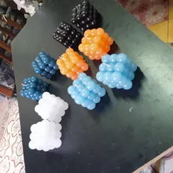 Velas cuadradas grandes de bolas 