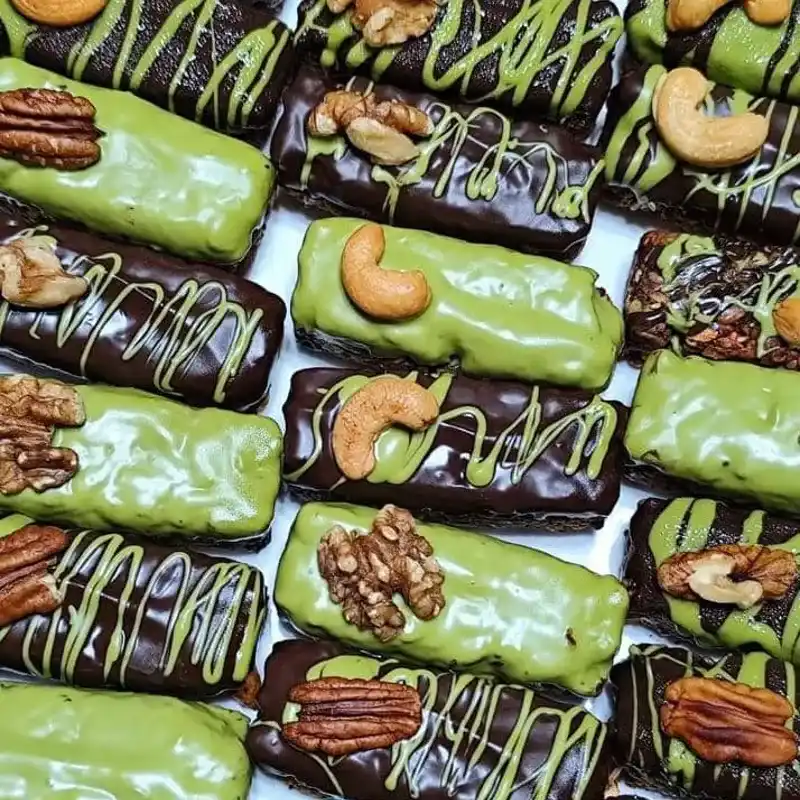 Barritas energéticas de pistacho y chocolate negro