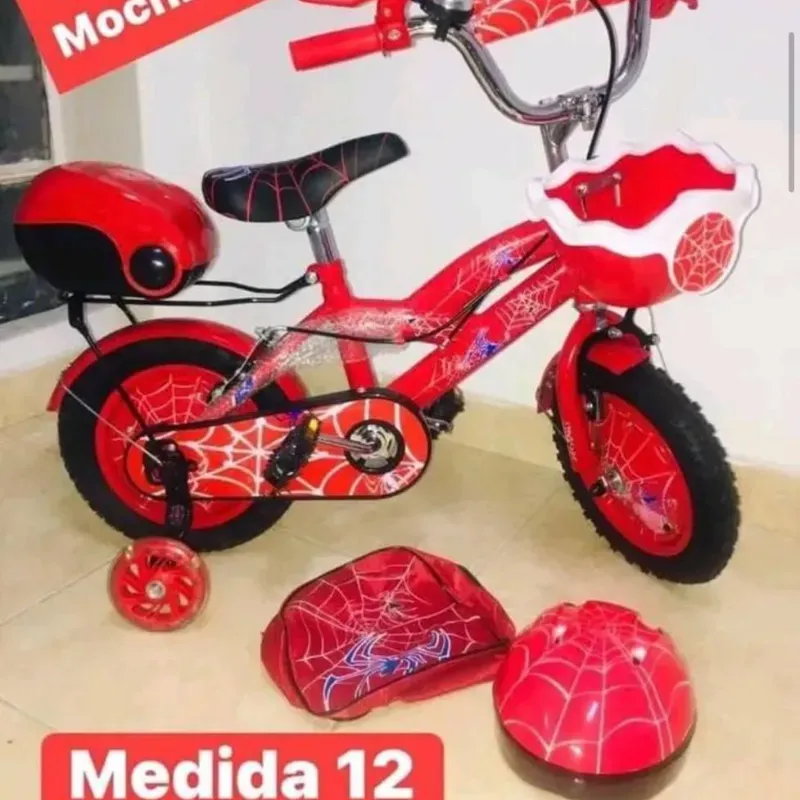 Bicicleta medida 12 con accesorios. 