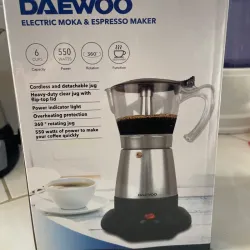 Cafetera eléctrica Marca Daewoo 