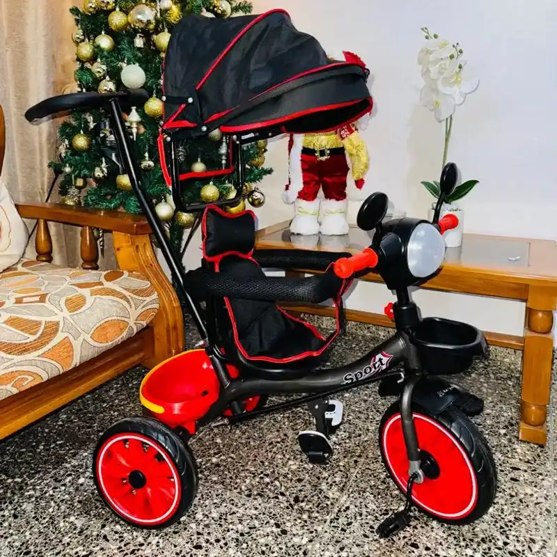 Coche triciclo para niños