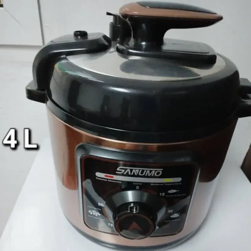 Olla Reina de presión eléctrica de 4L. Marca SANUMO