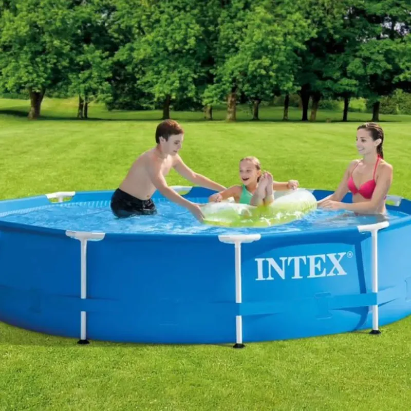 Piscina de forma circular para niños y adultos. Marca Intex