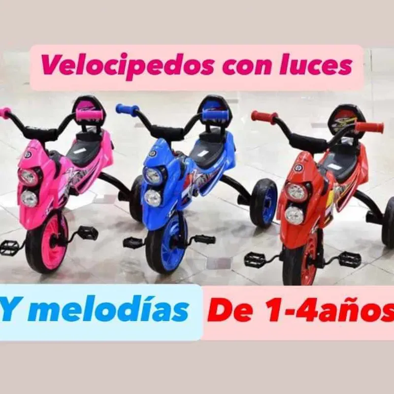 Triciclo tipo moto con pedal para niño