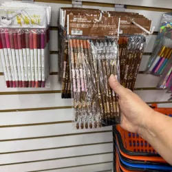 Delineador de cejas y ojos 