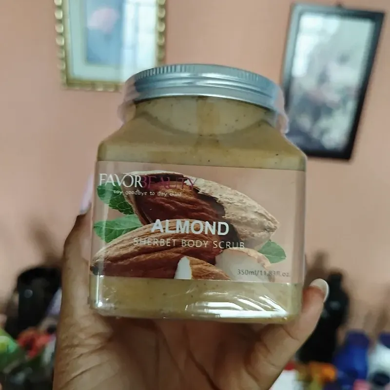 Crema Exfoliante De Almendras 