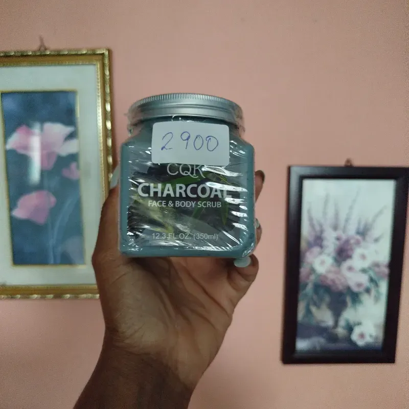 Crema Exfoliante De Carbón Activado 