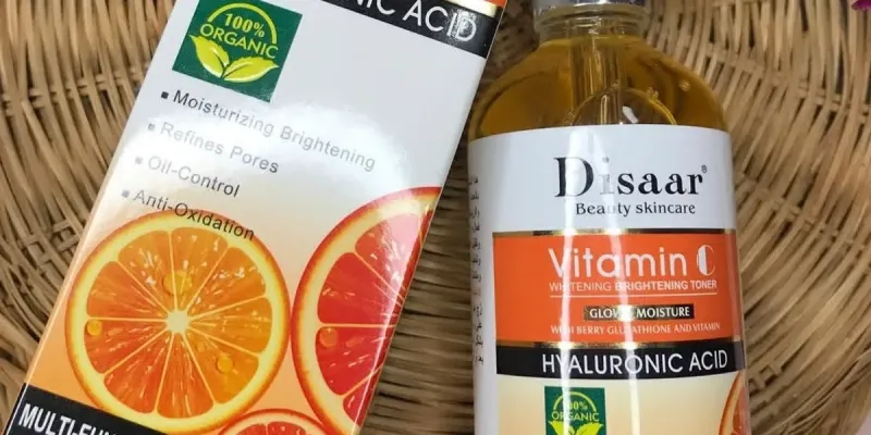 Tónico Facial De Vitamina C con Ácido Hialurónico 