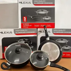 Set de cazuelas marca Milexus,