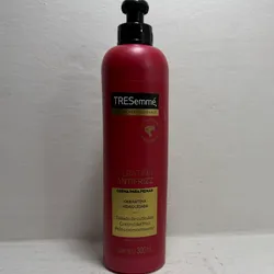 Crema peinar TRESEmme Keratina antifrizz
