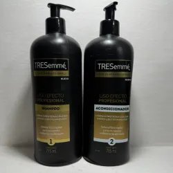Juego de shampoo y acondicionador TRESemmé liso efecto