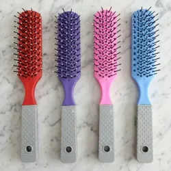 Cepillo rectangular pequeño para peinar