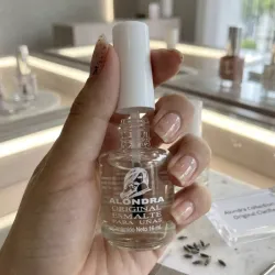 Esmalte liso para uñas