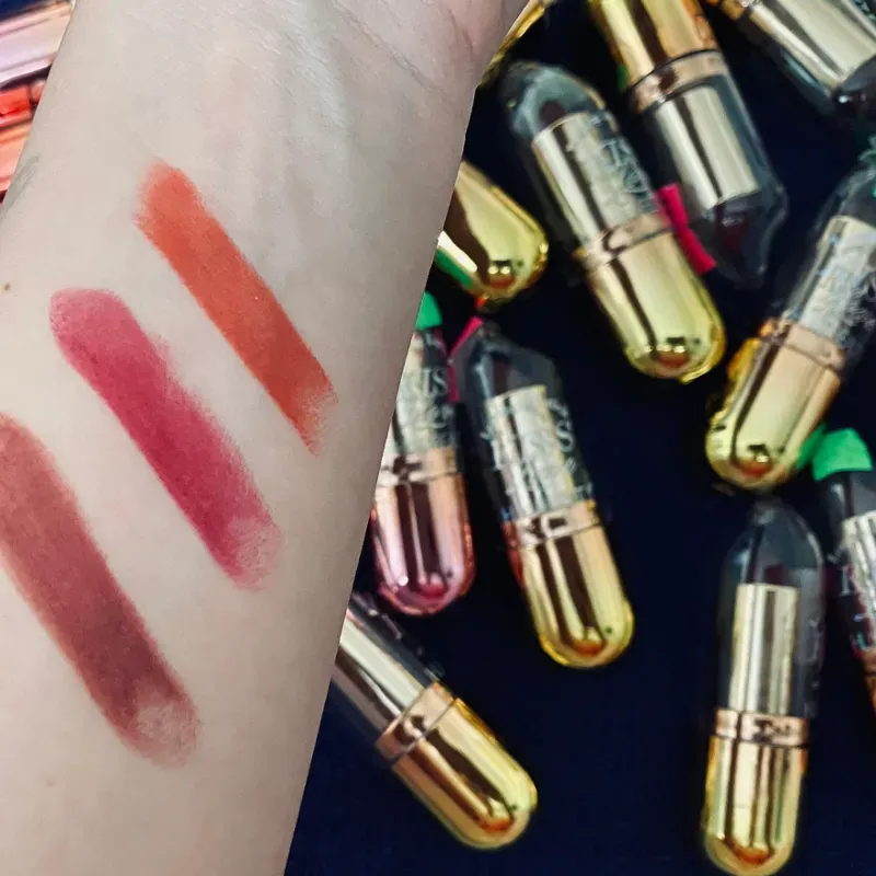 Labial en barra mate