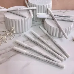 Lápiz blanco para ojos