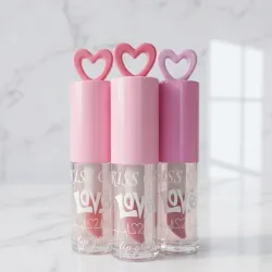 Lip gloss "Kiss of Love" 💗