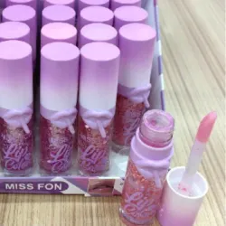 Lip Gloss mágico con destellos ✨️