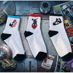 Medias largas con diseños