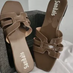 Sandalias